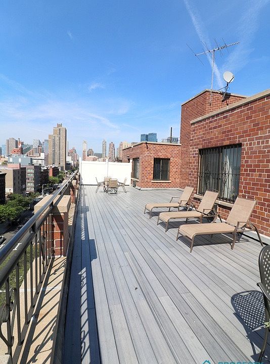 1st image of 626 10th Ave APT 3B