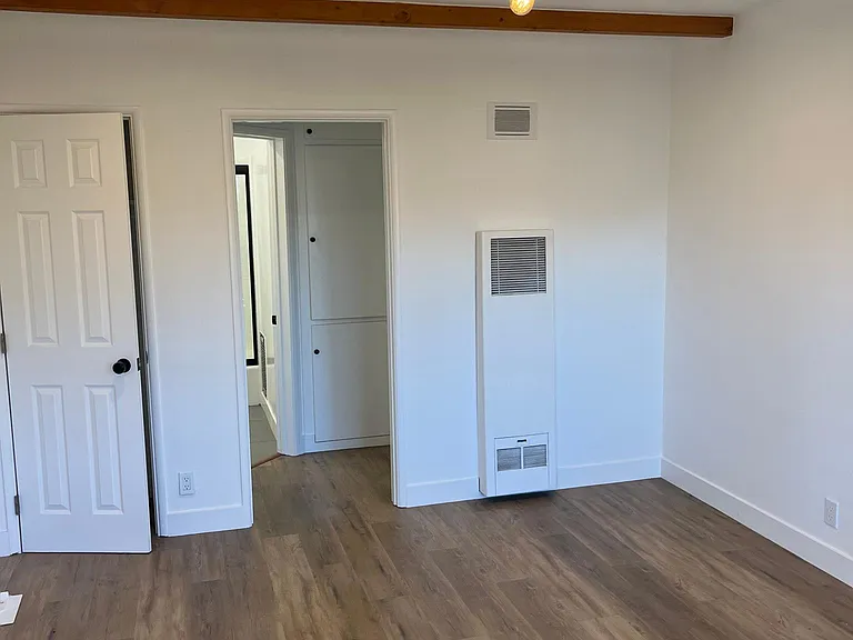1031 Pico Blvd #3 — Photo 7