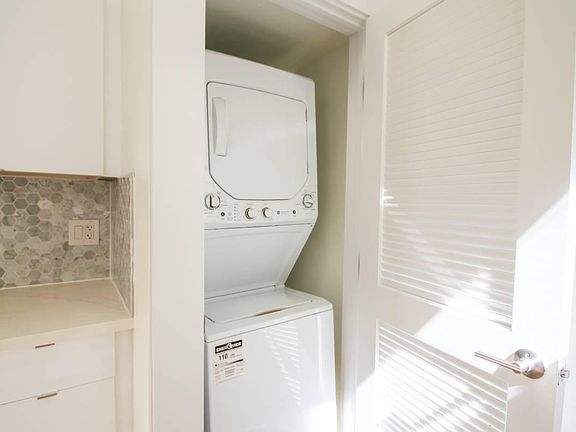 4th image of 355 Grove St #8