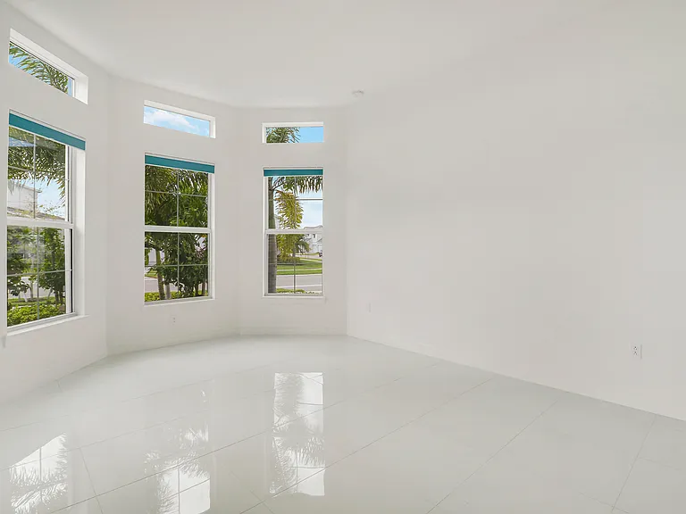 10815 Stellar Cir — Photo 12