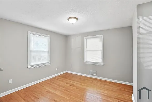 4924 Frankford Ave — Photo 11
