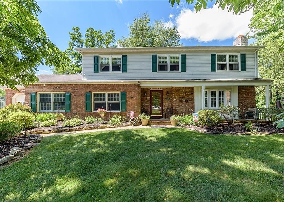 1st image of 828 Somerset Dr