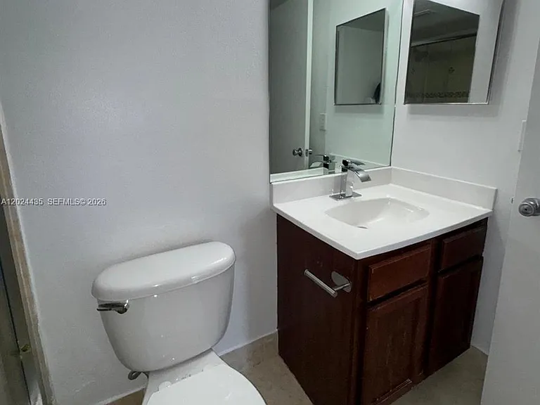 7610 Westwood Dr #122 — Photo 23