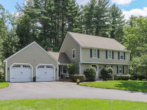 21 Hawtree Way, Groton, MA 01450