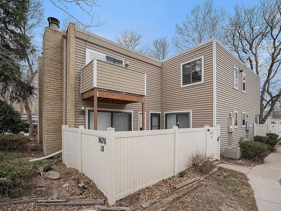 9626 E Kansas Cir #18
