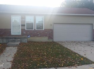 3815 Harriet St, Inkster, MI 48141