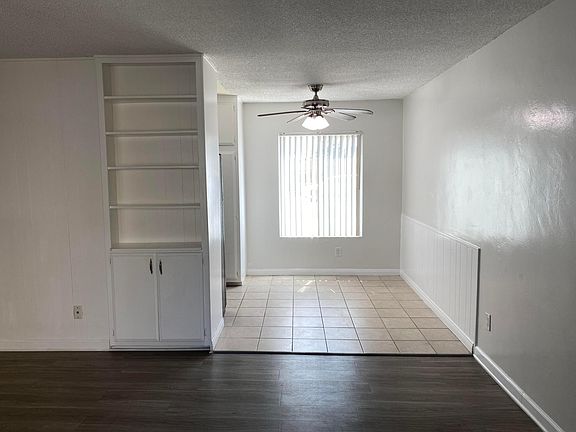 3rd image of 3051 Meade Ave