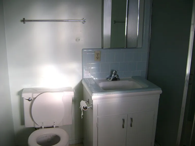 1518 S Burke St #HOME — Photo 6