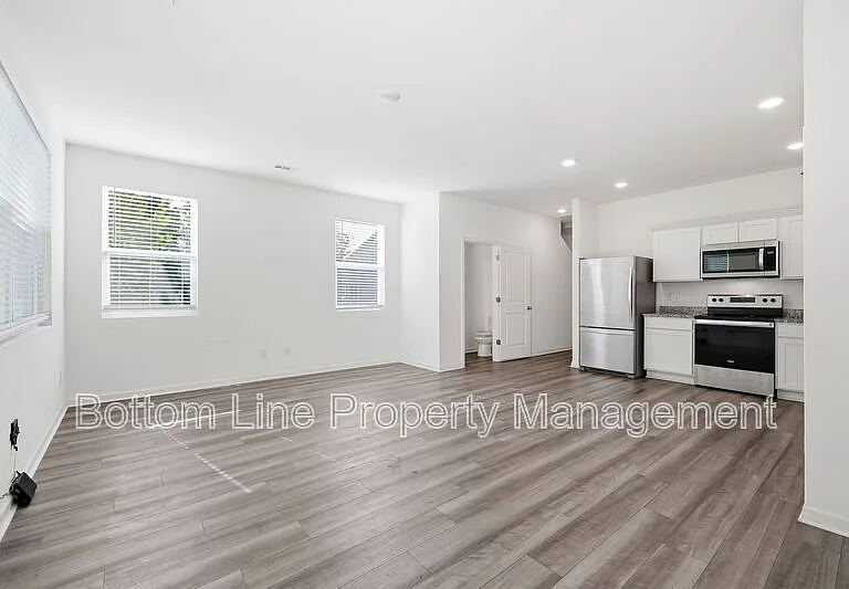 1117 Dakine Dr — Photo 24