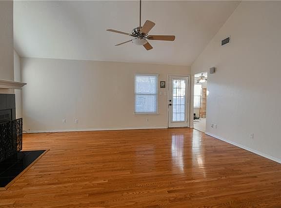 5th image of 326 Nita Ln