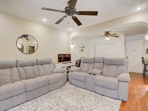 5th image of 59-21 Calloway St #7M