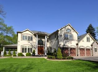 8S422 Bell Dr, Naperville, IL 60565