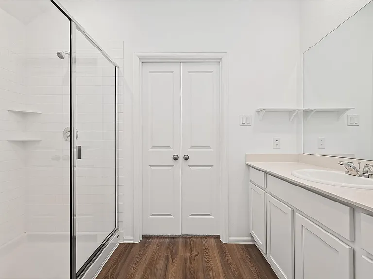 22215 Scarlino Dr — Photo 32