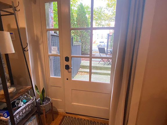 front door, private sitting area