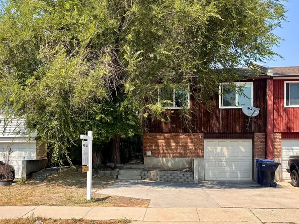 2216 W Heatherglen Dr, Salt Lake City, UT 84129
