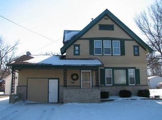 227 E School St, Owatonna, MN 55060