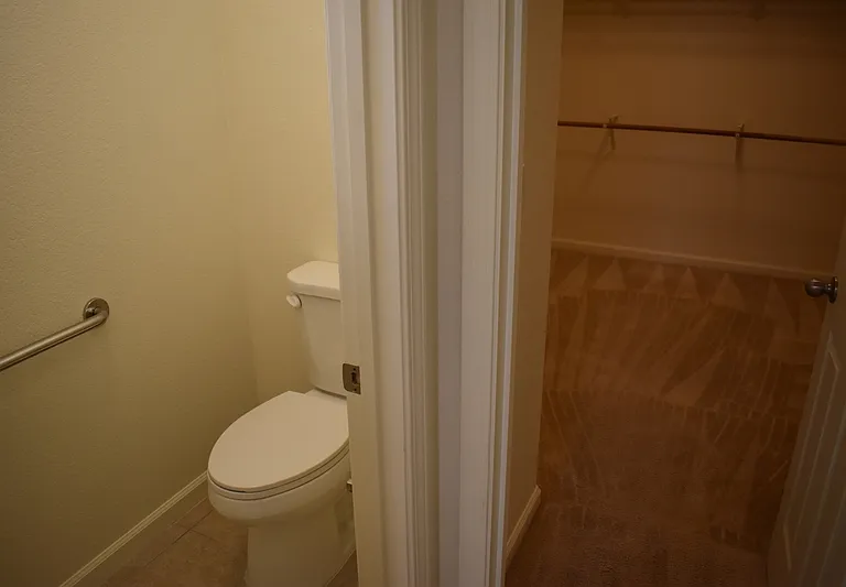 2261 Pillsbury Rd — Photo 30