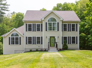 44 Old Gage Hill Rd, Pelham, NH 03076