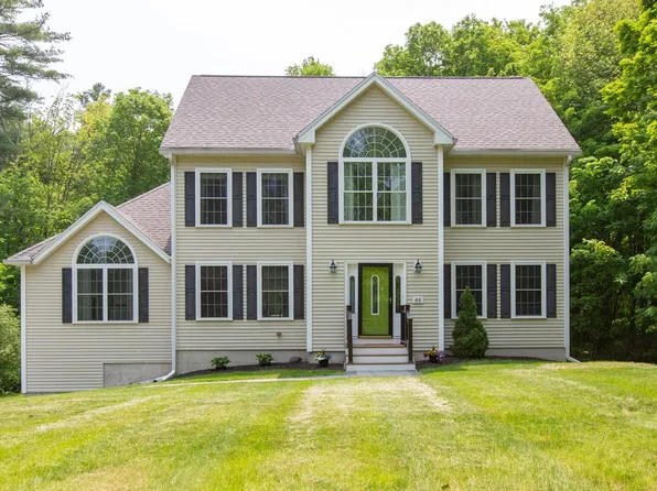 44 Old Gage Hill Road, Pelham, NH 03076-4606
