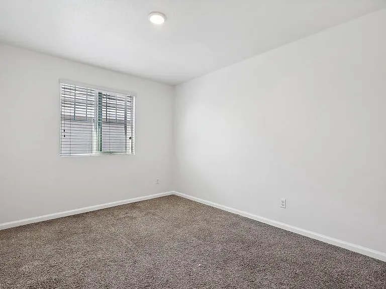7185 Corvus Cir — Photo 30