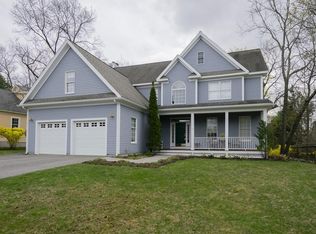 7 Greenwood St, Lexington, MA 02421