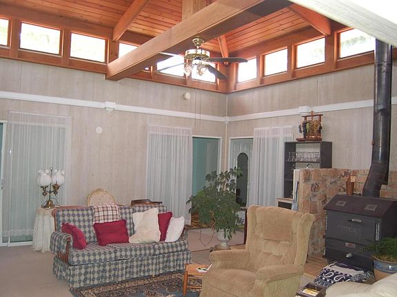 5th image of 958 Old Chillicothe Rd SE #33