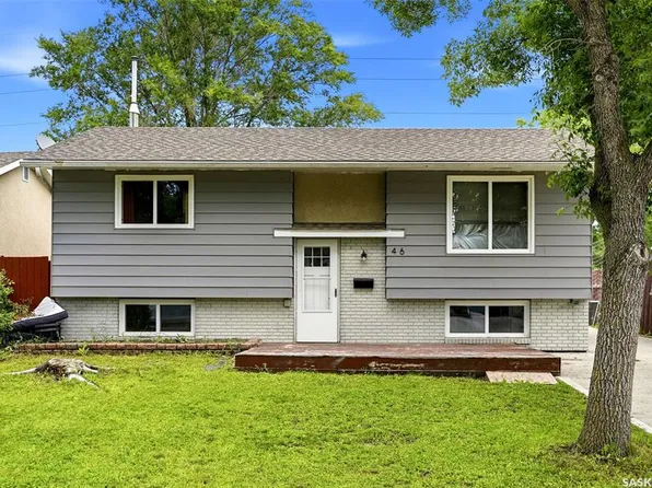 46 Mossing BAY, Regina, SK S4N 4H4