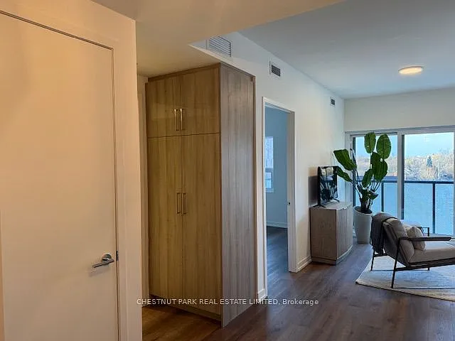 863 Saint Clair Ave W #603 — Photo 3