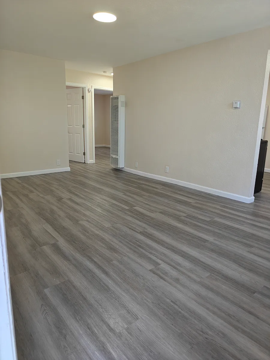 Building Photo - 1813 Robin Ln #1