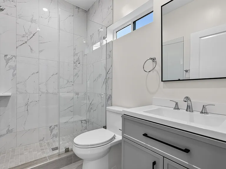 1809 N Avon St #101 — Photo 12