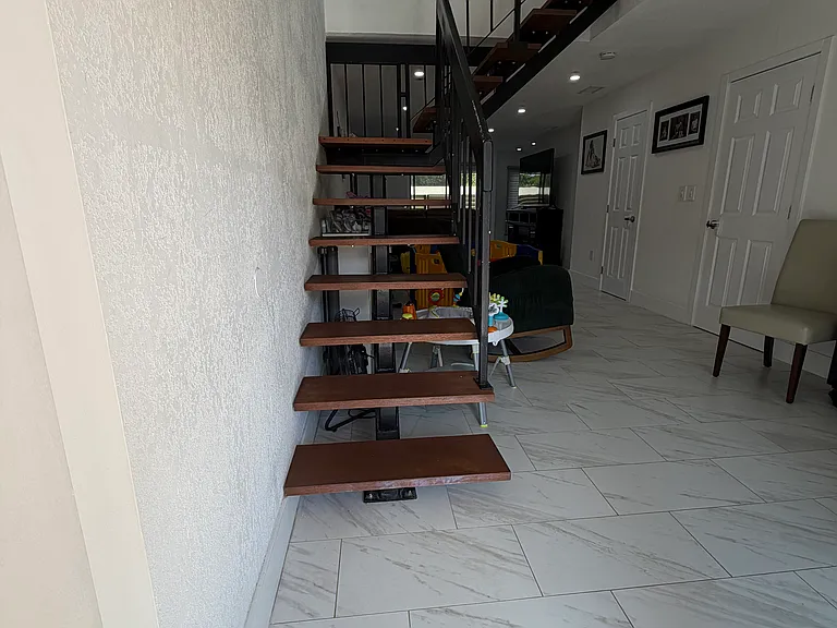 10804 SW 72nd St #111 — Photo 2