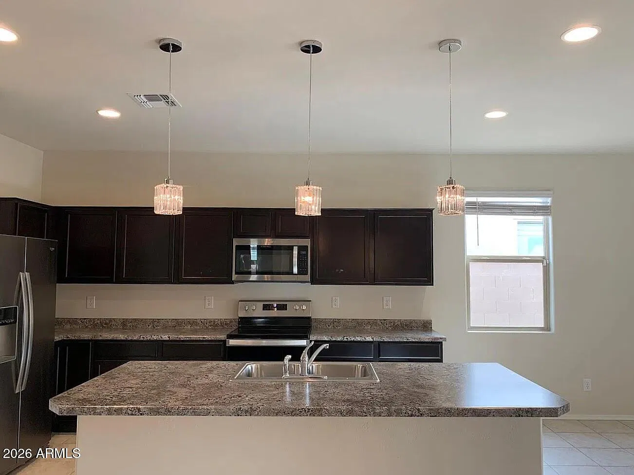 3 bed, 1563 sqft, $1,750 — Photo 4