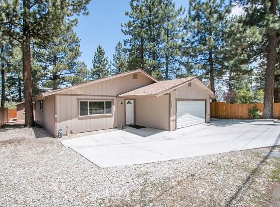 3rd image of 252 Turlock Dr