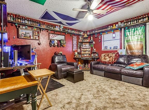 3rd image of 341 Lasalle Dr