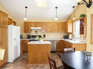 14393 Europa Ave, Apple Valley, MN 55124