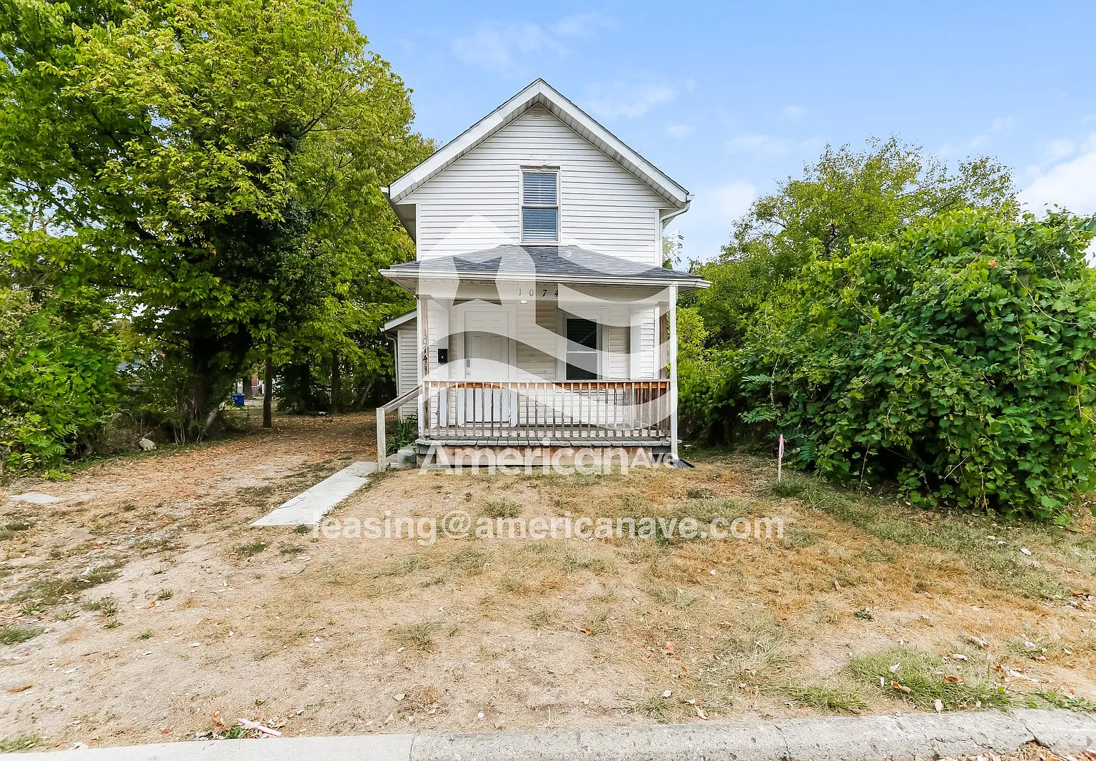 2 bed, 1.0 bath, 970 sqft, $1,297 — Photo 1