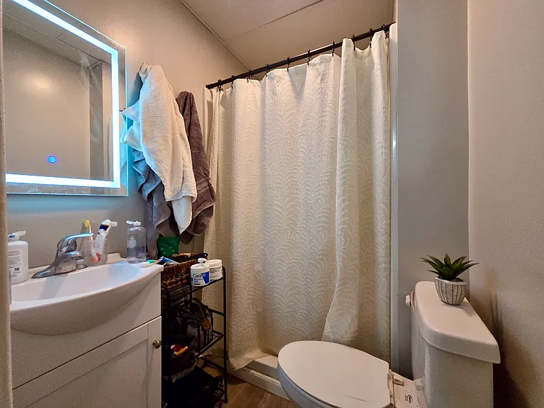 25 Vassar St #1 — Photo 12