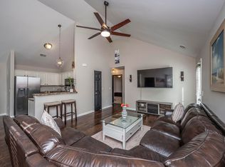 100 Richmond Ct, Hanahan, SC 29410