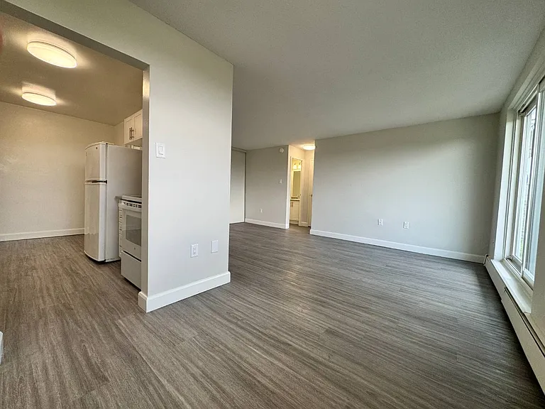 200 London Rd #705 — Photo 5