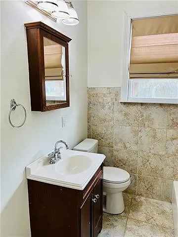 851 Pontalba St — Photo 15
