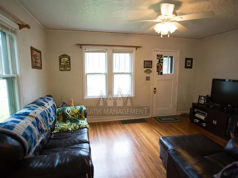 1048 3rd Ave SE — Photo 7