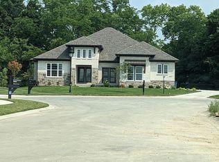 10860 Riffleview Ct, Fortville, IN 46040