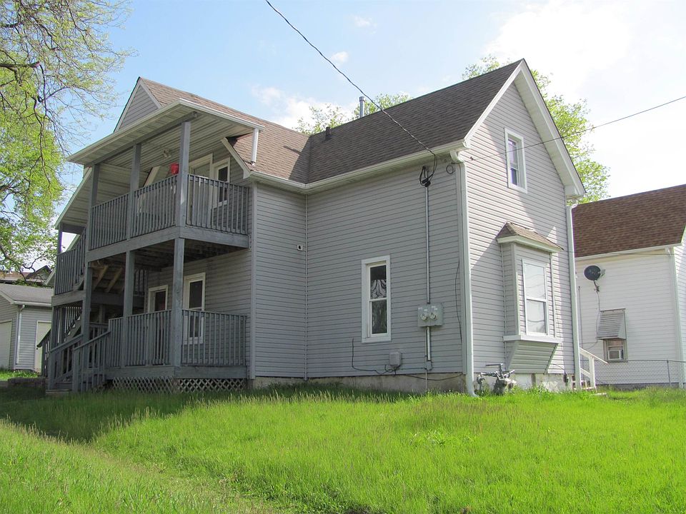 1st image of 727 Montague St