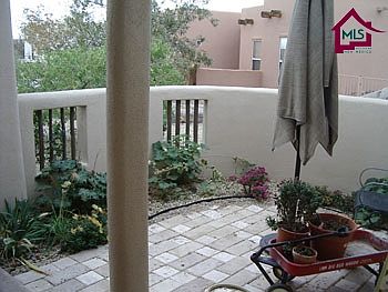 4th image of 691 Sherri Ct
