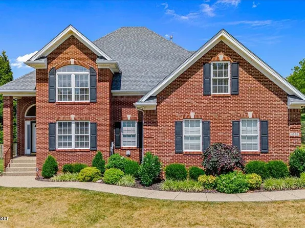 3523 Woodmont Park Ln, Louisville, KY 40245