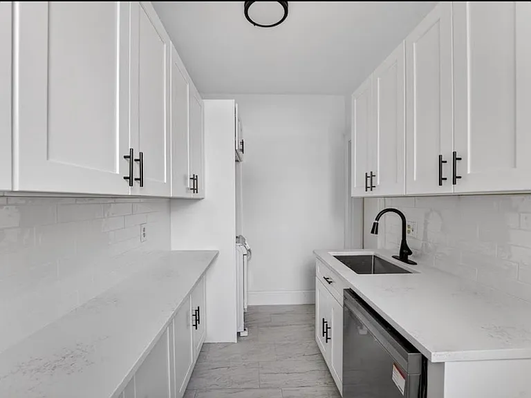 370 Chestnut Hill Ave #3 — Photo 3