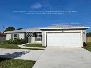 426 NW Airoso Blvd, Port Saint Lucie, FL 34983