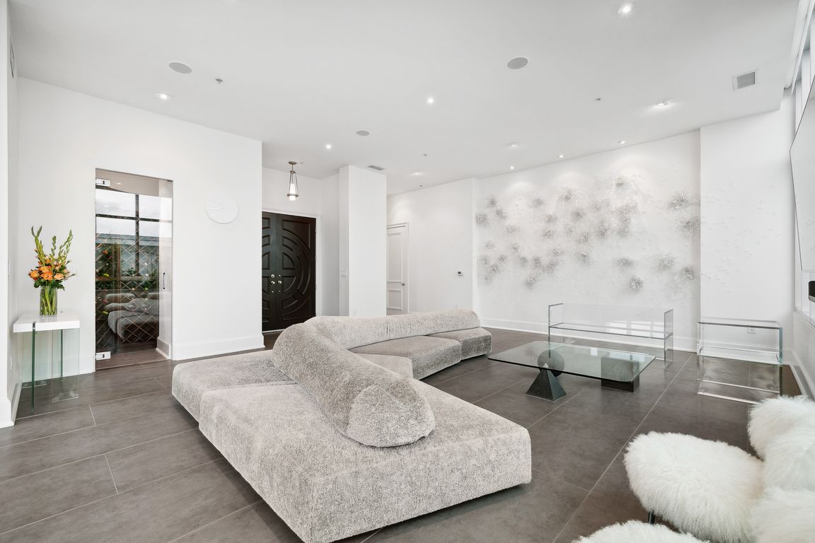 next background image