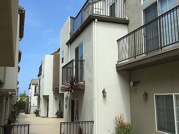 3rd image of 7301 W Manchester Ave Unit 114