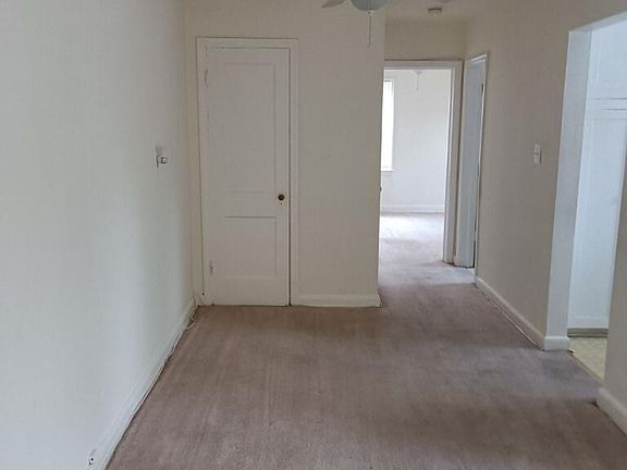 3rd image of 1110 N Kensington St #8